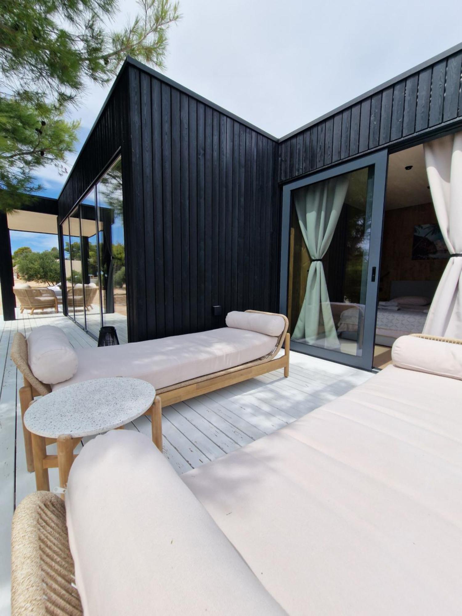 The Sea View With Pool *