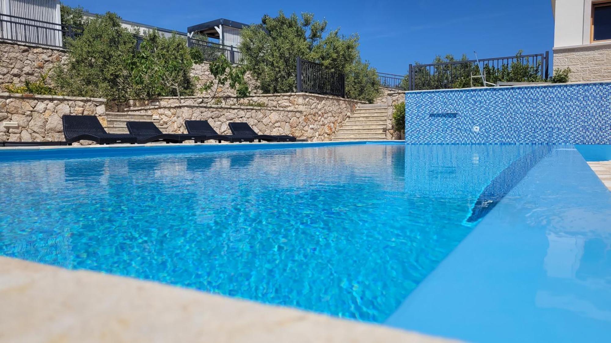 The Sea View With Pool * Drage